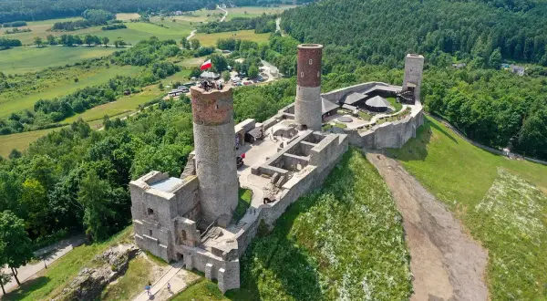 Co zwiedzić w górach świętokrzyskich: najpiękniejsze miejsca i atrakcje
